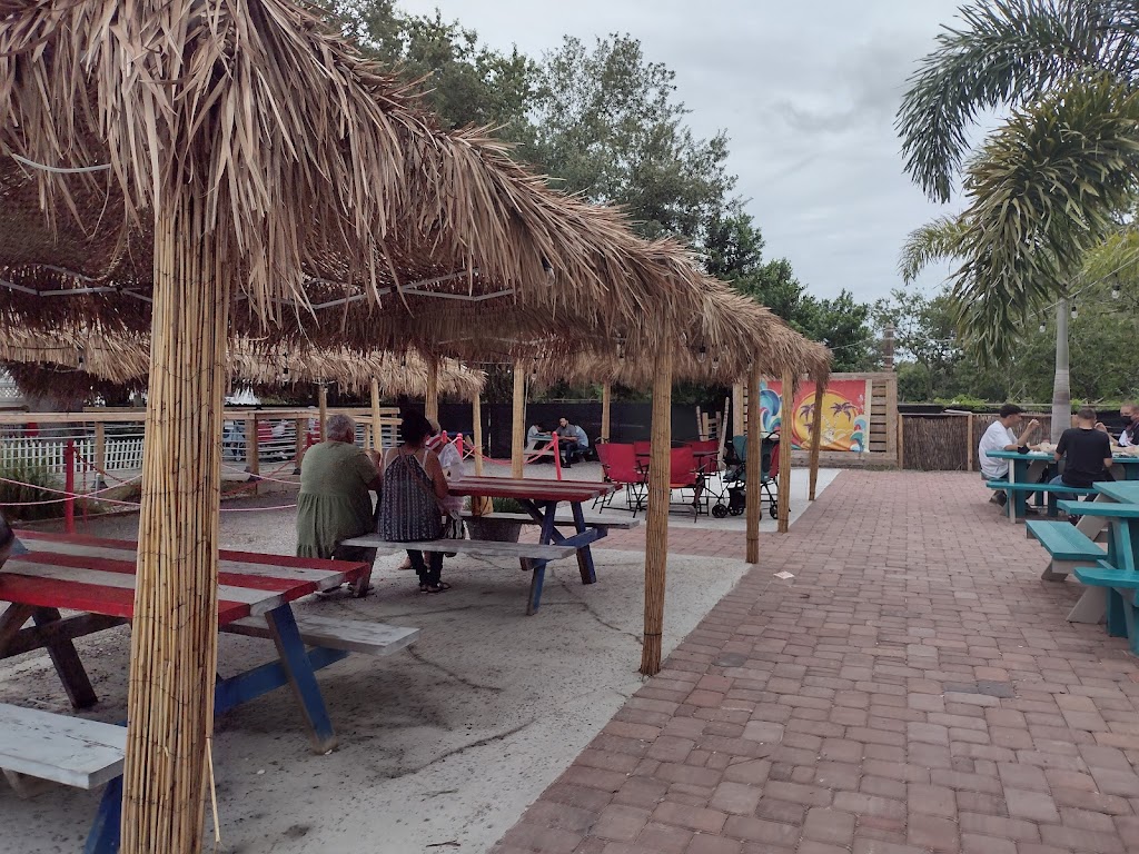 The Burger Goat | restaurant | 413 N 12th St, Haines City, FL 33844, USA | 4077389560 OR +1 407-738-9560