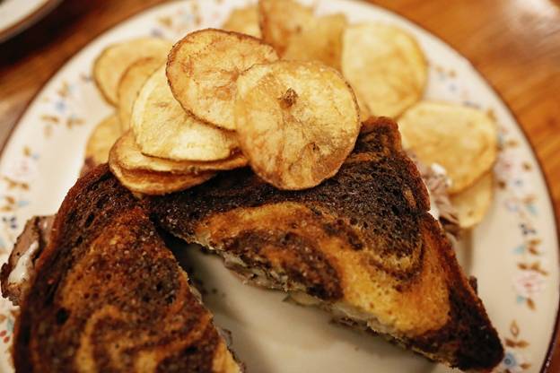 Krewe Restaurant | restaurant | 24 College Ave N, St Joseph, MN 56374, USA | 3205570083 OR +1 320-557-0083