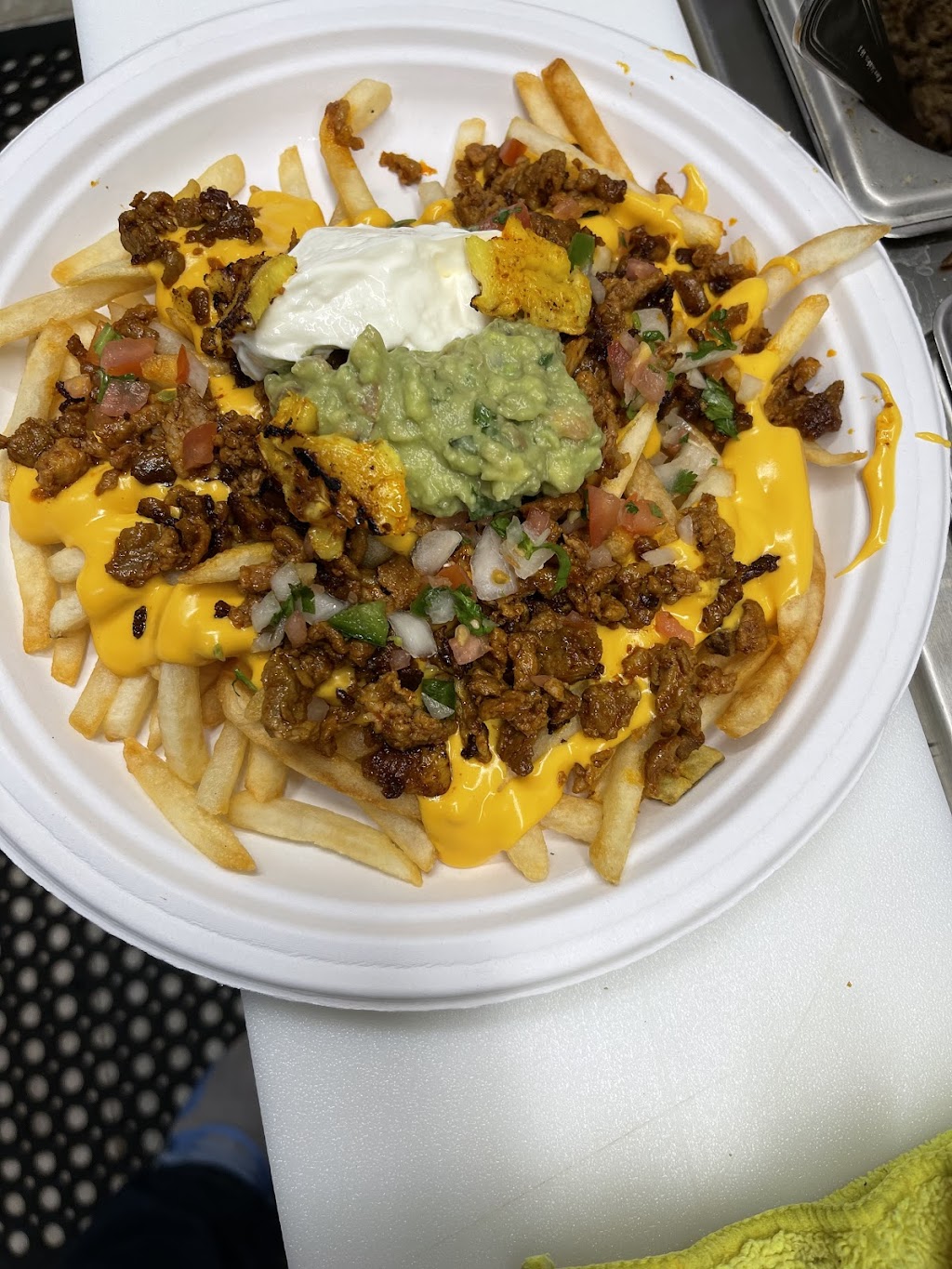 Taqueria Tecoman | restaurant | 2003 Eich Rd, Eureka, CA 95503, USA | 7074995665 OR +1 707-499-5665