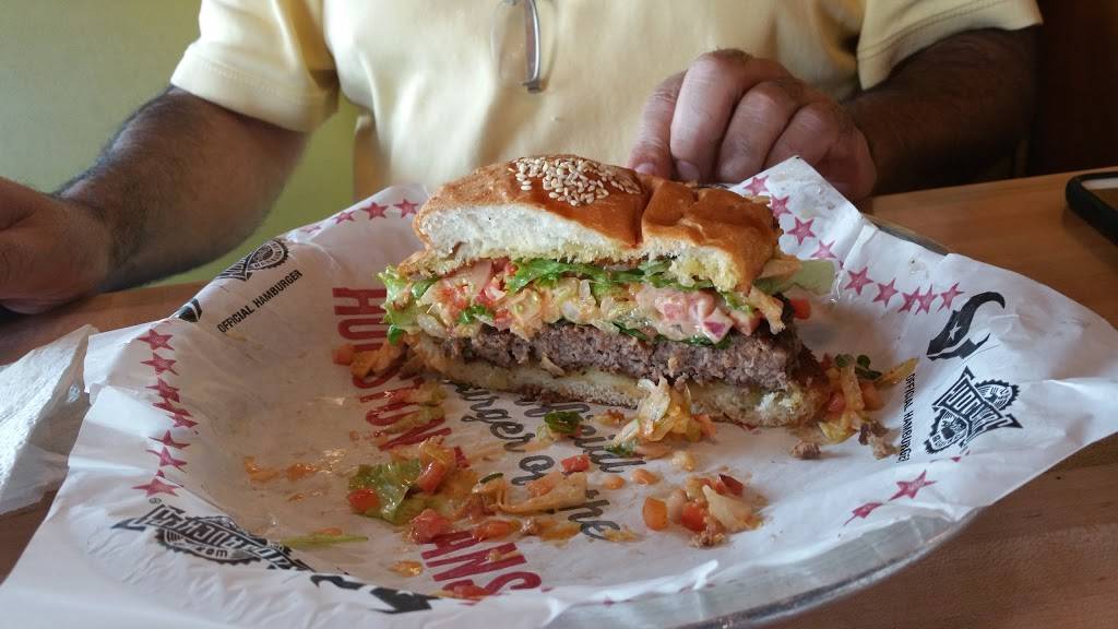 Fuddruckers | restaurant | 3929 Southwest Fwy, Houston, TX 77027, USA | 7136218222 OR +1 713-621-8222