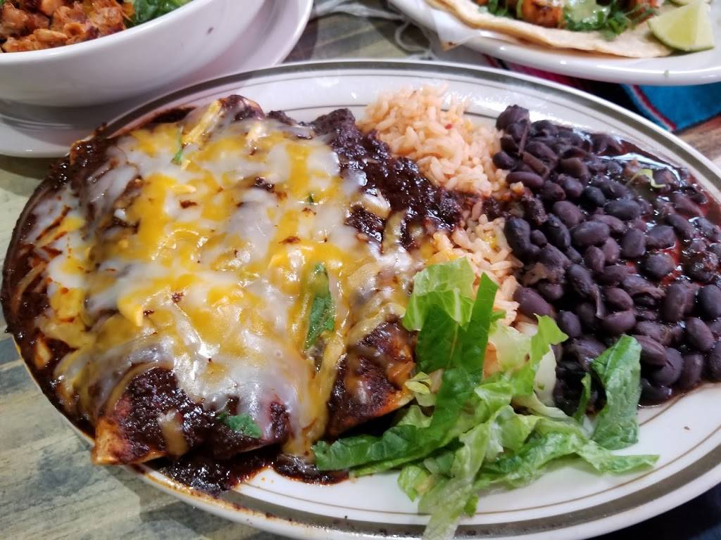 Nacho Macho Taco | restaurant | 591 Knickerbocker Ave, Brooklyn, NY 11221, USA | 7188219300 OR +1 718-821-9300