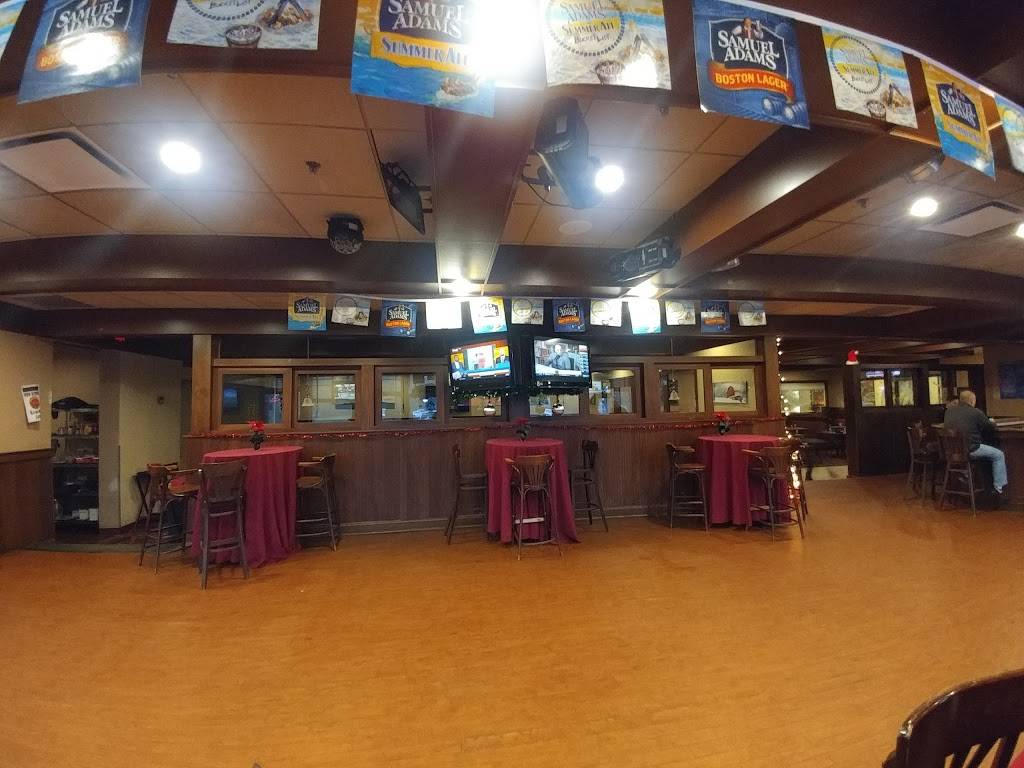 Silver City Sports Bar & Grill | restaurant | 275 Research Pkwy, Meriden, CT 06450, USA | 2036087157 OR +1 203-608-7157