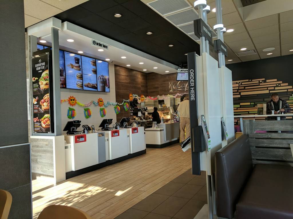 McDonalds | cafe | 22200 Sherman Way, Canoga Park, CA 91303, USA | 8183400091 OR +1 818-340-0091