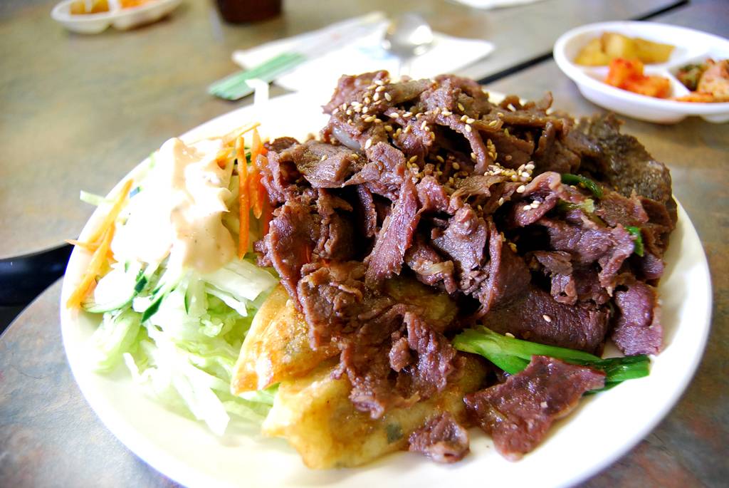 B Won Korean Restaurant | restaurant | 2006 S Neil St, Champaign, IL 61820, USA | 2173522966 OR +1 217-352-2966