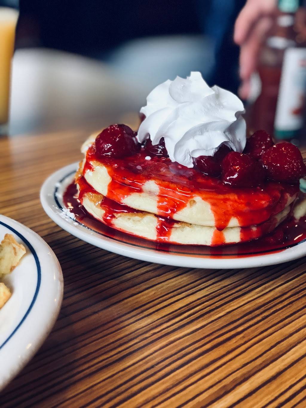 IHOP | restaurant | 5790 FM 1960 W, Houston, TX 77069, USA | 2815878164 OR +1 281-587-8164