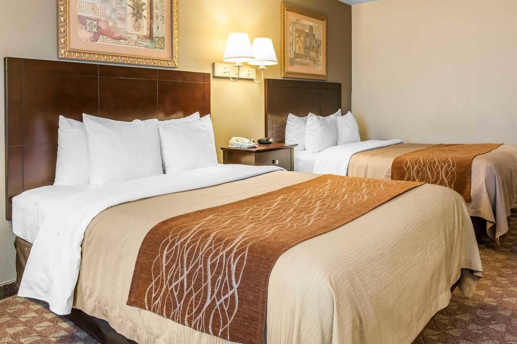 Quality Inn | restaurant | 1068 Hotel Dr, Defiance, OH 43512, USA | 4197844900 OR +1 419-784-4900