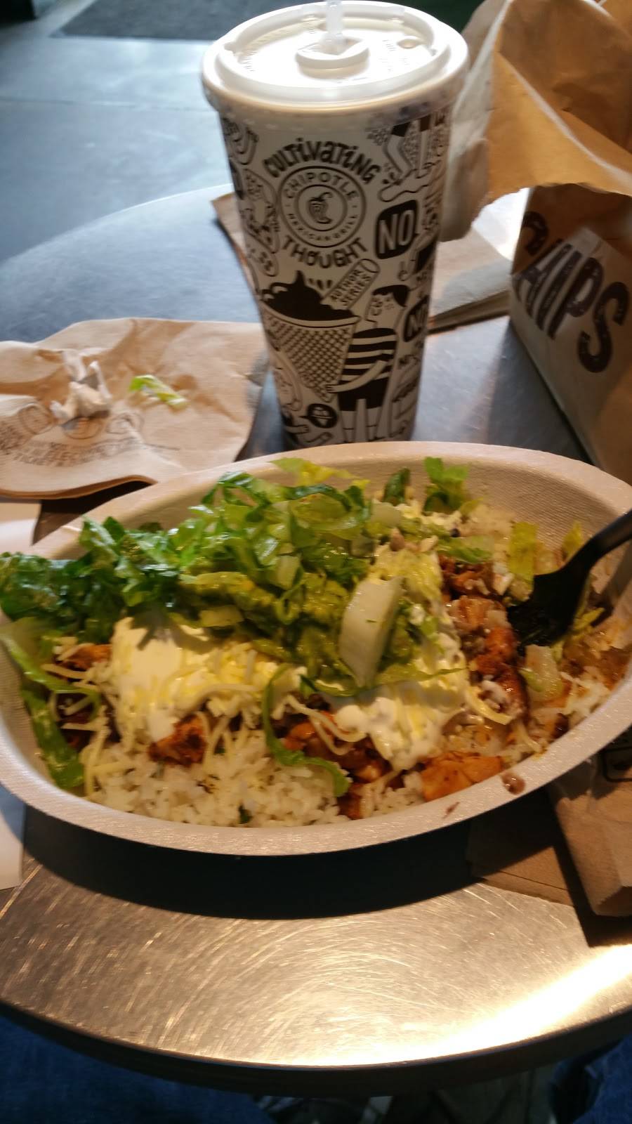 Chipotle Mexican Grill | restaurant | 300 Constitution Dr Ste 103, Virginia Beach, VA 23462, USA | 7576719460 OR +1 757-671-9460