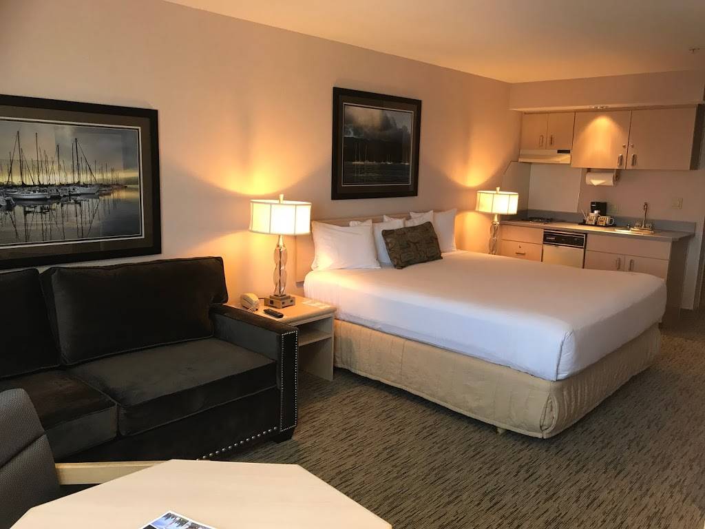 Shilo Inns Warrenton | night club | 1609 E Harbor Dr, Warrenton, OR 97146, USA | 5038612181 OR +1 503-861-2181