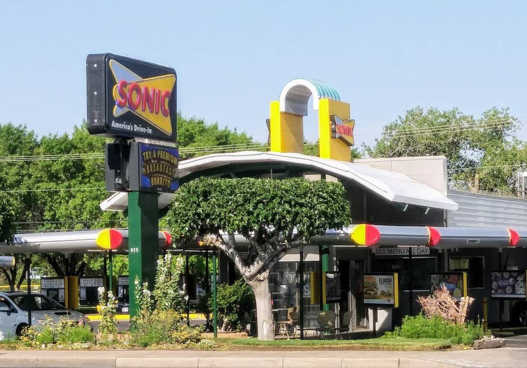Sonic Drive-In | restaurant | 825 Eubank Blvd NE, Albuquerque, NM 87123, USA | 5052935759 OR +1 505-293-5759