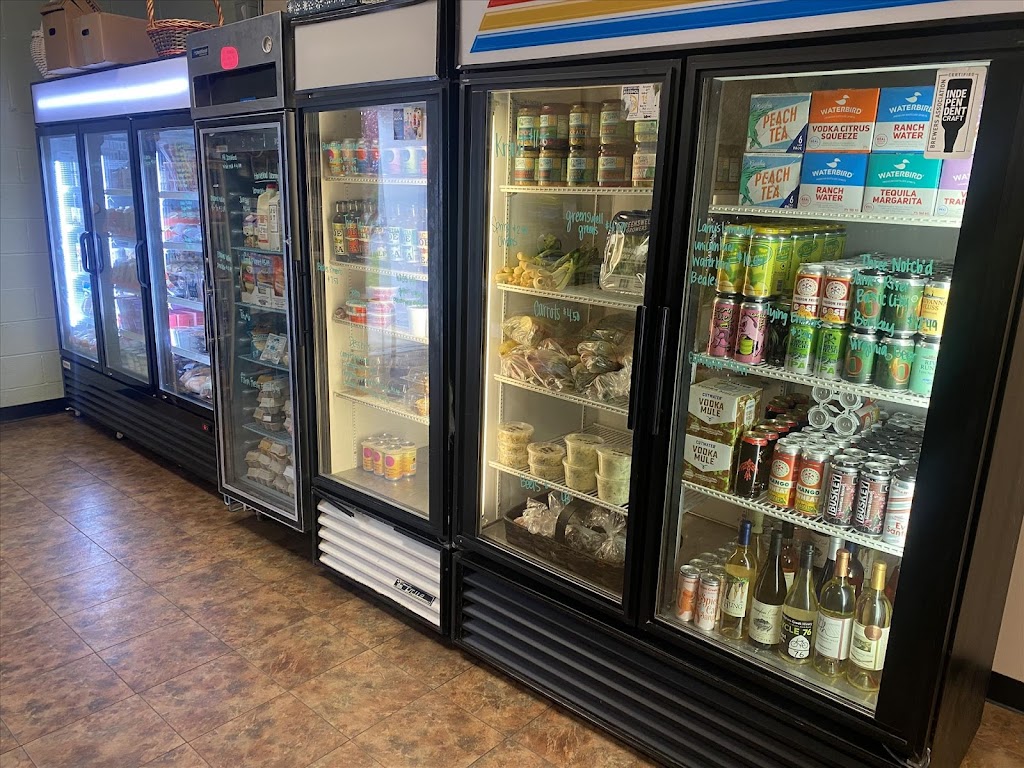 Local Eats | cafe | 74 Joshua Ln, Palmyra, VA 22963, USA | 4342073558 OR +1 434-207-3558