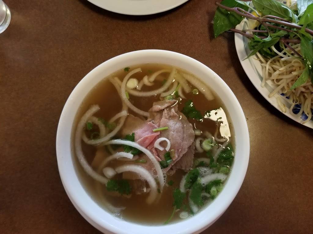 Phoenix Noodle House | restaurant | 1222 H St, Modesto, CA 95354, USA | 2095269706 OR +1 209-526-9706
