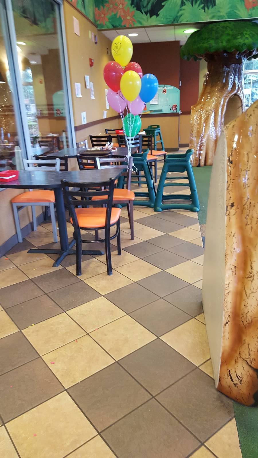 McDonalds | cafe | 445 W Roosevelt Rd, Glen Ellyn, IL 60137, USA | 6308581114 OR +1 630-858-1114