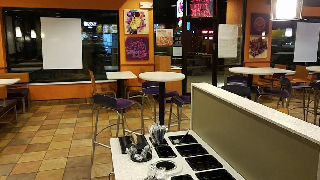 Taco Bell | meal takeaway | 1175 E Oakton St, Des Plaines, IL 60018, USA | 8472982355 OR +1 847-298-2355