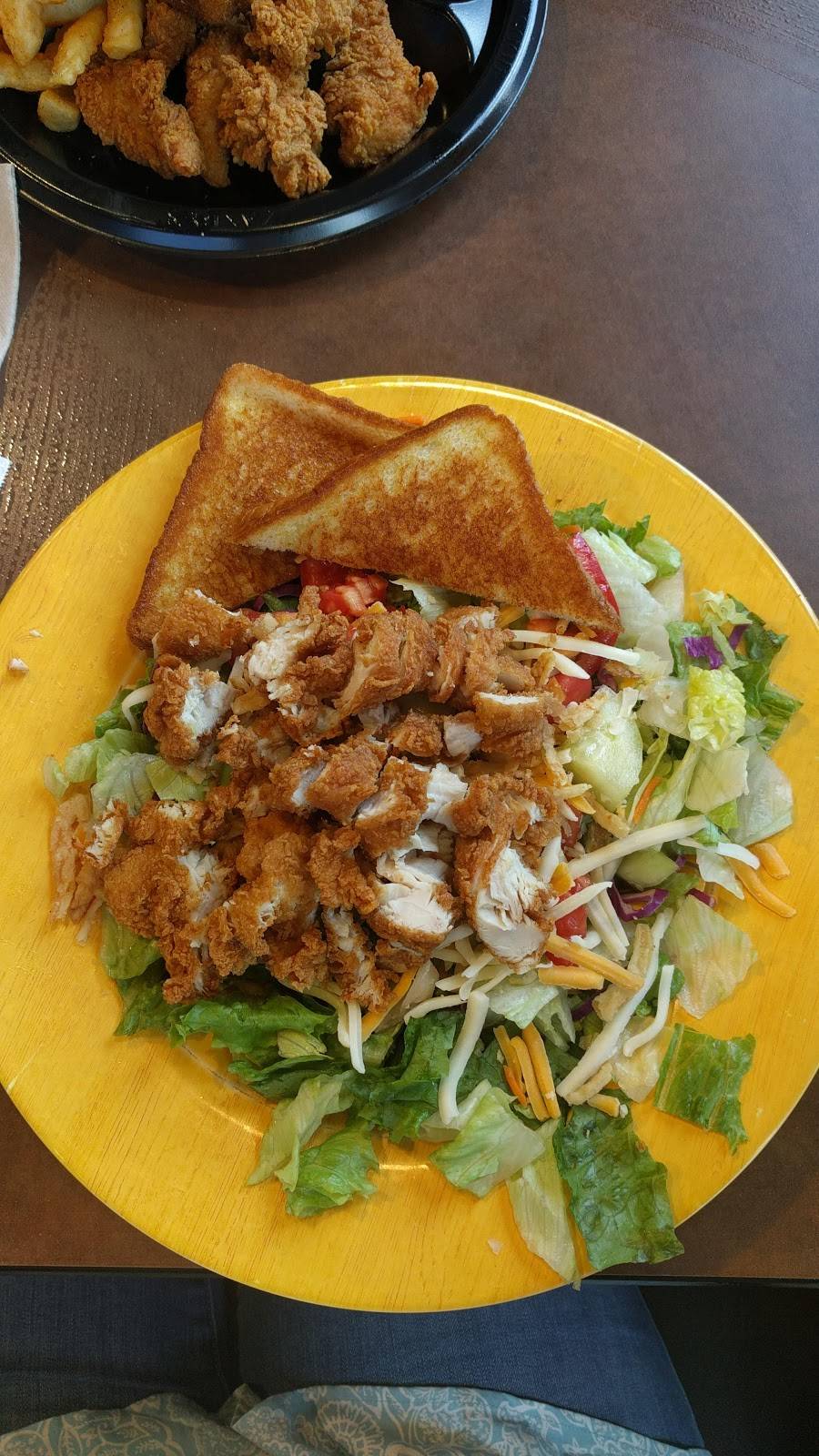 Zaxbys Chicken Fingers & Buffalo Wings | restaurant | 1717 S Yale Ave, Tulsa, OK 74112, USA | 5392155920 OR +1 539-215-5920