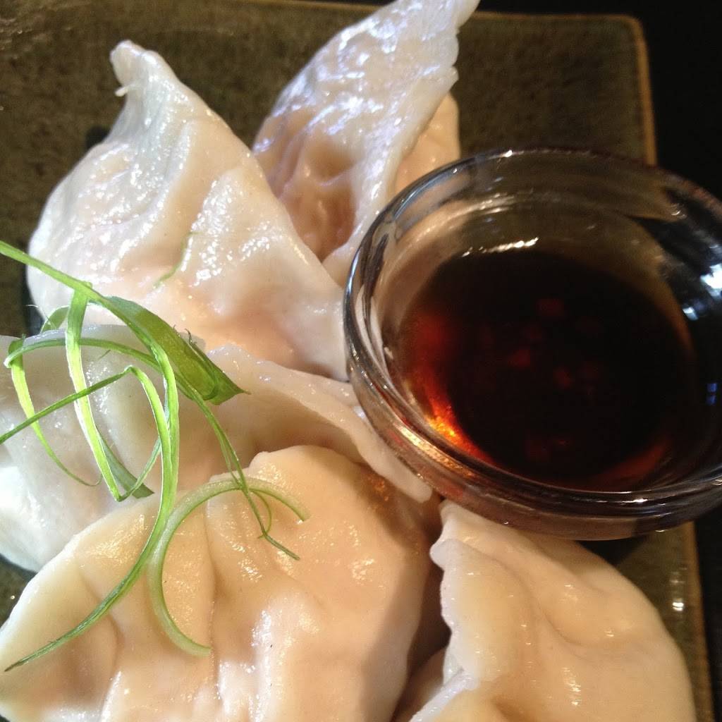 Batik Asian Cuisine & Dumpling Bar | restaurant | 200 Main St, Gaithersburg, MD 20878, USA | 3018698661 OR +1 301-869-8661