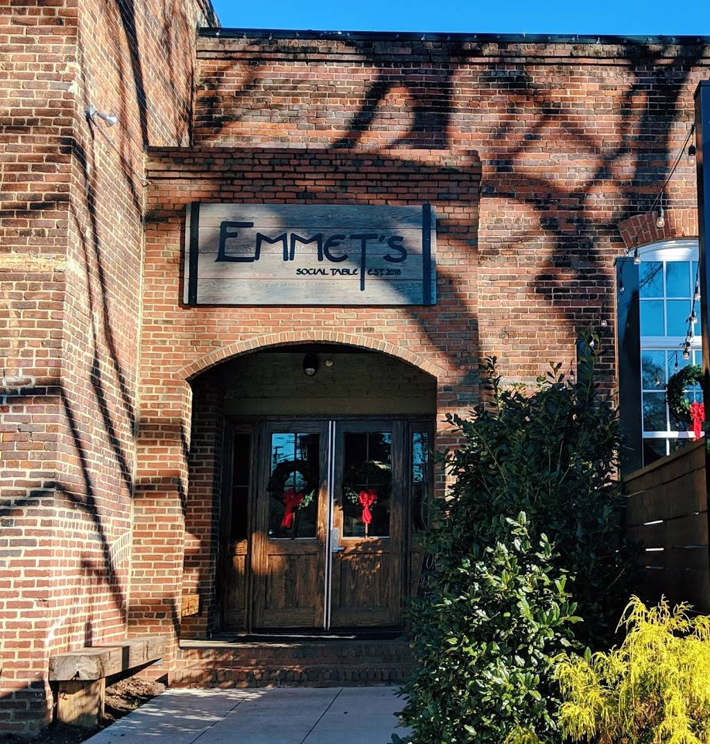 Emmets Social Table | restaurant | 401 E South Main St, Waxhaw, NC 28173, USA | 7042337813 OR +1 704-233-7813