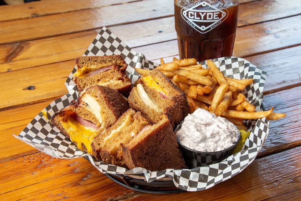 Clyde Iron Works | restaurant | 2920 W Michigan St, Duluth, MN 55806, USA | 2187271150 OR +1 218-727-1150