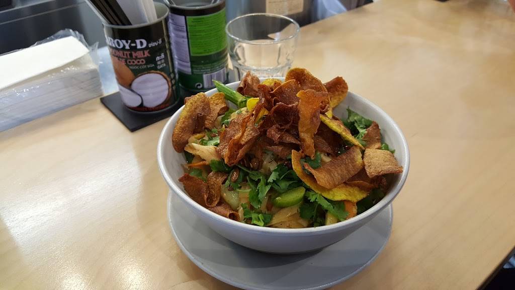 Chanhda cuisine asiatique | restaurant | 2900 Chemin Saint-Louis, Québec, QC G1W 4R7, Canada | 5819812430 OR +1 581-981-2430