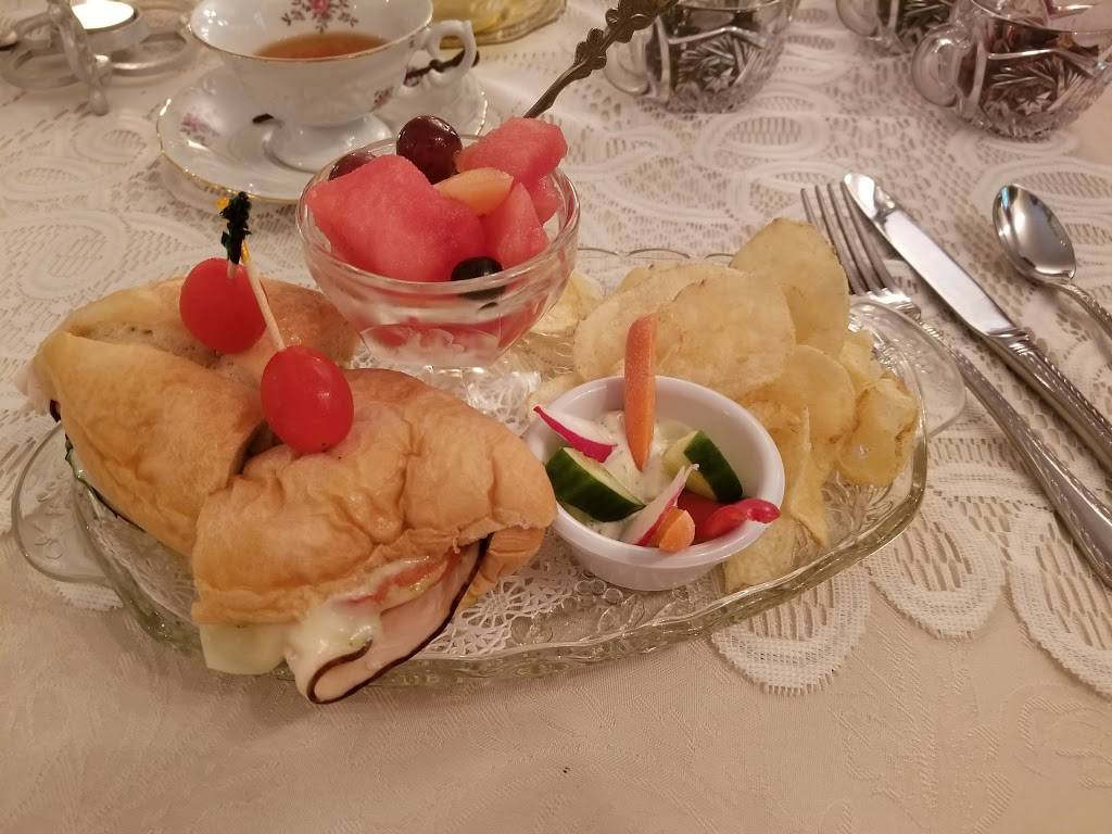 Johanna Mays Fine Teas | restaurant | 9104 Callon Ave, Schofield, WI 54476, USA | 7153556816 OR +1 715-355-6816