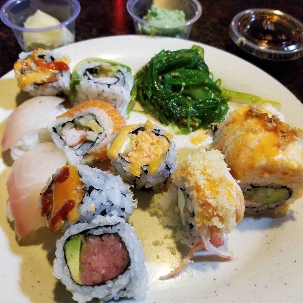 Wok & Roll | restaurant | 3000 W Ina Rd, Tucson, AZ 85741, USA | 5202971279 OR +1 520-297-1279