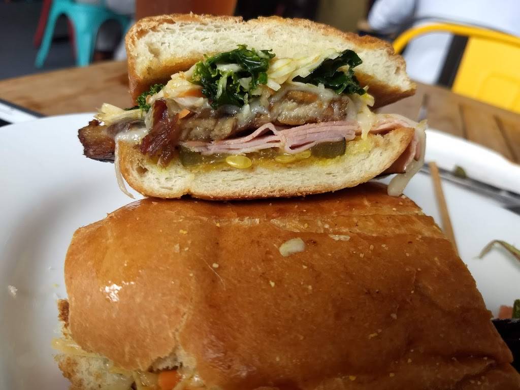 Hangry Kitchen | restaurant | 2660 PGA Boulevard, Palm Beach Gardens, FL 33410, USA | 5617290519 OR +1 561-729-0519