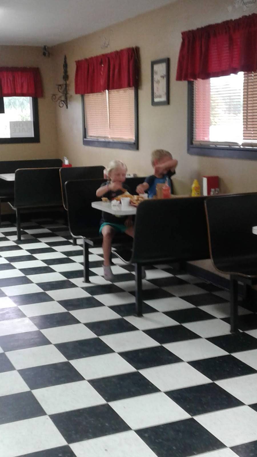 Sweet Spot | restaurant | 1407 White Pole Rd, Anita, IA 50020, USA | 7127623755 OR +1 712-762-3755