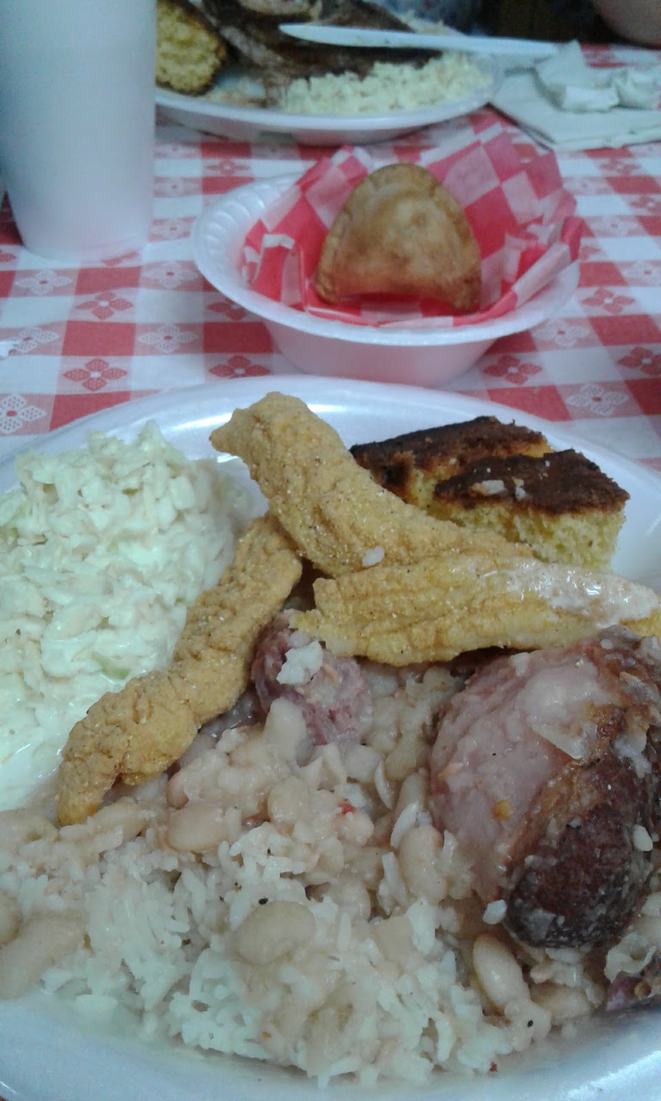 Bernards Cajun Sea-Fry Restaurant | restaurant | 204 Carmen St, Cottonport, LA 71327, USA | 3188762136 OR +1 318-876-2136