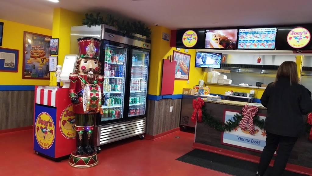 Joeys Red Hots | meal takeaway | 17400 Wolf Rd, Orland Park, IL 60467, USA | 7084786200 OR +1 708-478-6200