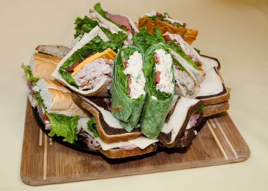 Claras Tidbits Restaurant | restaurant | 1076 Hendricks Ave, Jacksonville, FL 32207, USA | 9043960528 OR +1 904-396-0528