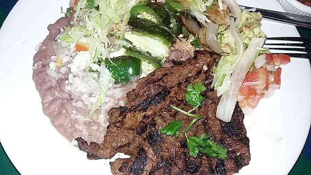 Cafe Azteca | restaurant | 180 Common St, Lawrence, MA 01840, USA | 9786897393 OR +1 978-689-7393