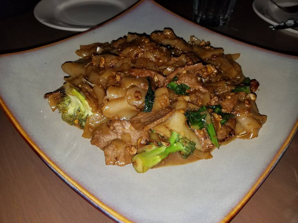 Thai Holic | restaurant | 372 Myrtle Ave, Brooklyn, NY 11205, USA | 7182229992 OR +1 718-222-9992