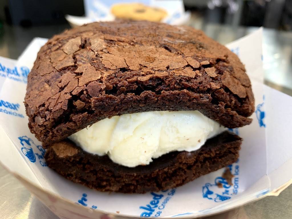 The Baked Bear - Ice Cream and Cookie Sandwiches | bakery | 2824 Jones St, San Francisco, CA 94133, USA | 4159932327 OR +1 415-993-2327