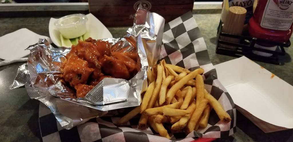 Wing King | restaurant | 3644 Virginia Beach Blvd, Virginia Beach, VA 23452, USA | 7573406363 OR +1 757-340-6363