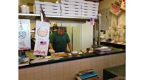 Louies Pizza Express | meal delivery | 25750 Joy Rd, Redford Charter Twp, MI 48239, USA | 3139378450 OR +1 313-937-8450