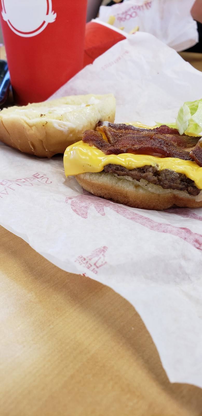 Wendys | restaurant | 8505 Seneca Turnpike, New Hartford, NY 13413, USA | 3157324265 OR +1 315-732-4265