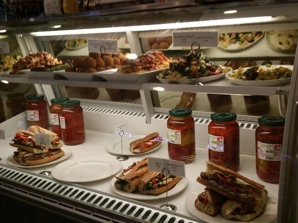 Trattoria Romana Lincoln | restaurant | 3 Wake Robin Rd, Lincoln, RI 02865, USA | 4013336700 OR +1 401-333-6700