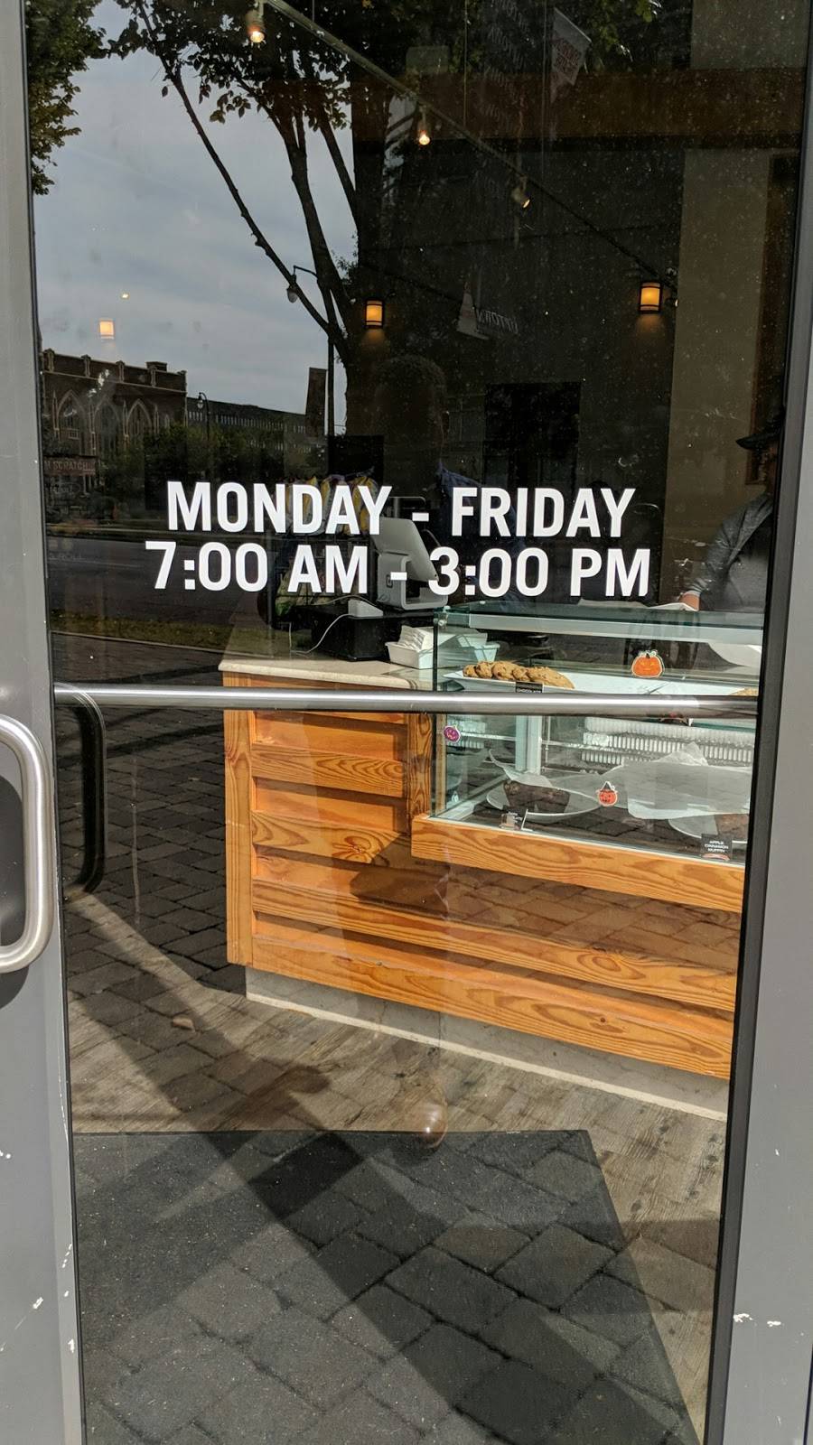 Rising Roll Gourmet Café, Invesco Midtown | restaurant | 1545 Peachtree St NE #115th, Atlanta, GA 30309, USA | 4042286346 OR +1 404-228-6346