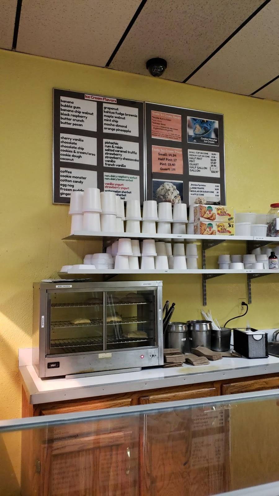 P & R Ice Cream | restaurant | 1284 Blue Hill Avenue, Mattapan, MA 02126, USA | 6172960922 OR +1 617-296-0922