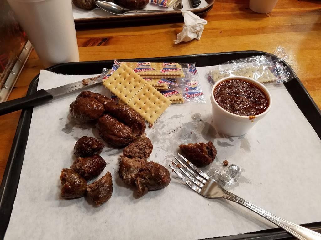 Pittsburg Hot Links | restaurant | 1310, 136 W Marshall St, Pittsburg, TX 75686, USA | 9038565765 OR +1 903-856-5765