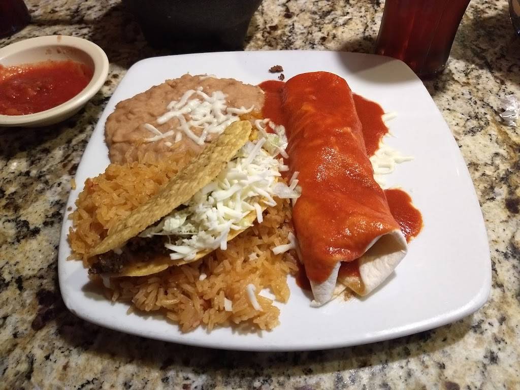 El Banquete Mexican Grille | restaurant | 1331 W Will Rogers Blvd, Claremore, OK 74017, USA | 9182834377 OR +1 918-283-4377