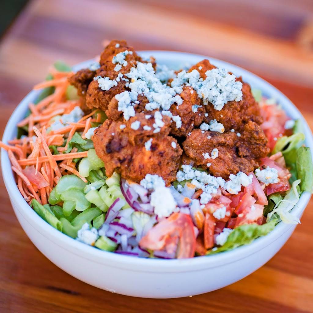 Dirty Birds Ocean Beach | restaurant | 1929 Cable St, San Diego, CA 92107, USA | 6192412922 OR +1 619-241-2922