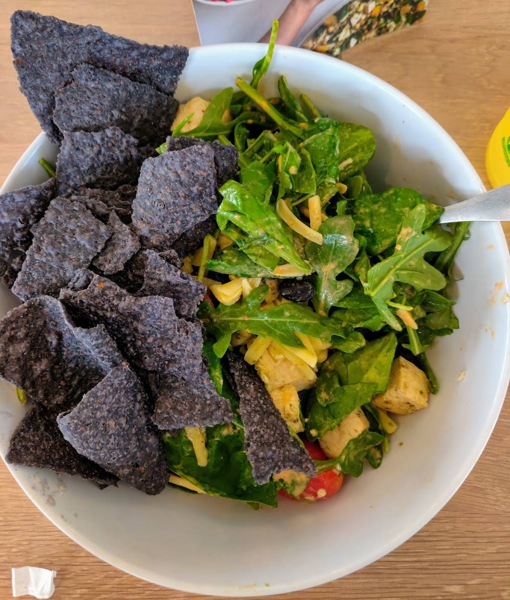 CRISP & GREEN | restaurant | 11704 Elm Creek Blvd N, Maple Grove, MN 55369, USA | 7634459690 OR +1 763-445-9690