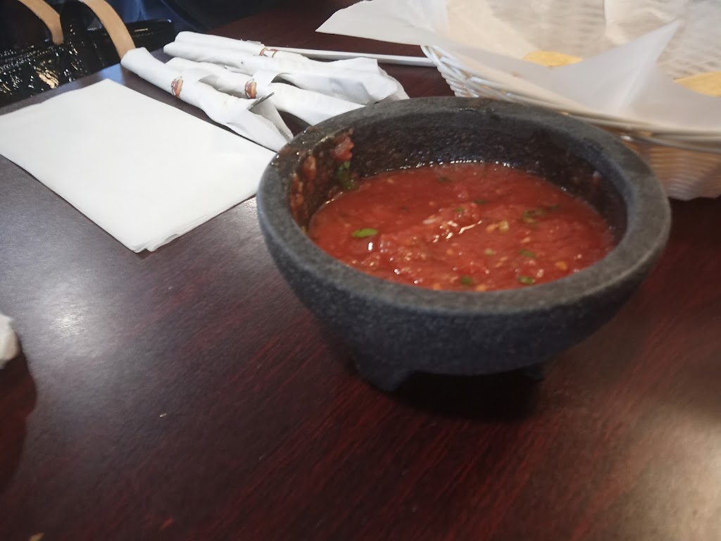 Agave Azul | restaurant | 803 N Market St, Monon, IN 47959, USA | 2192533893 OR +1 219-253-3893