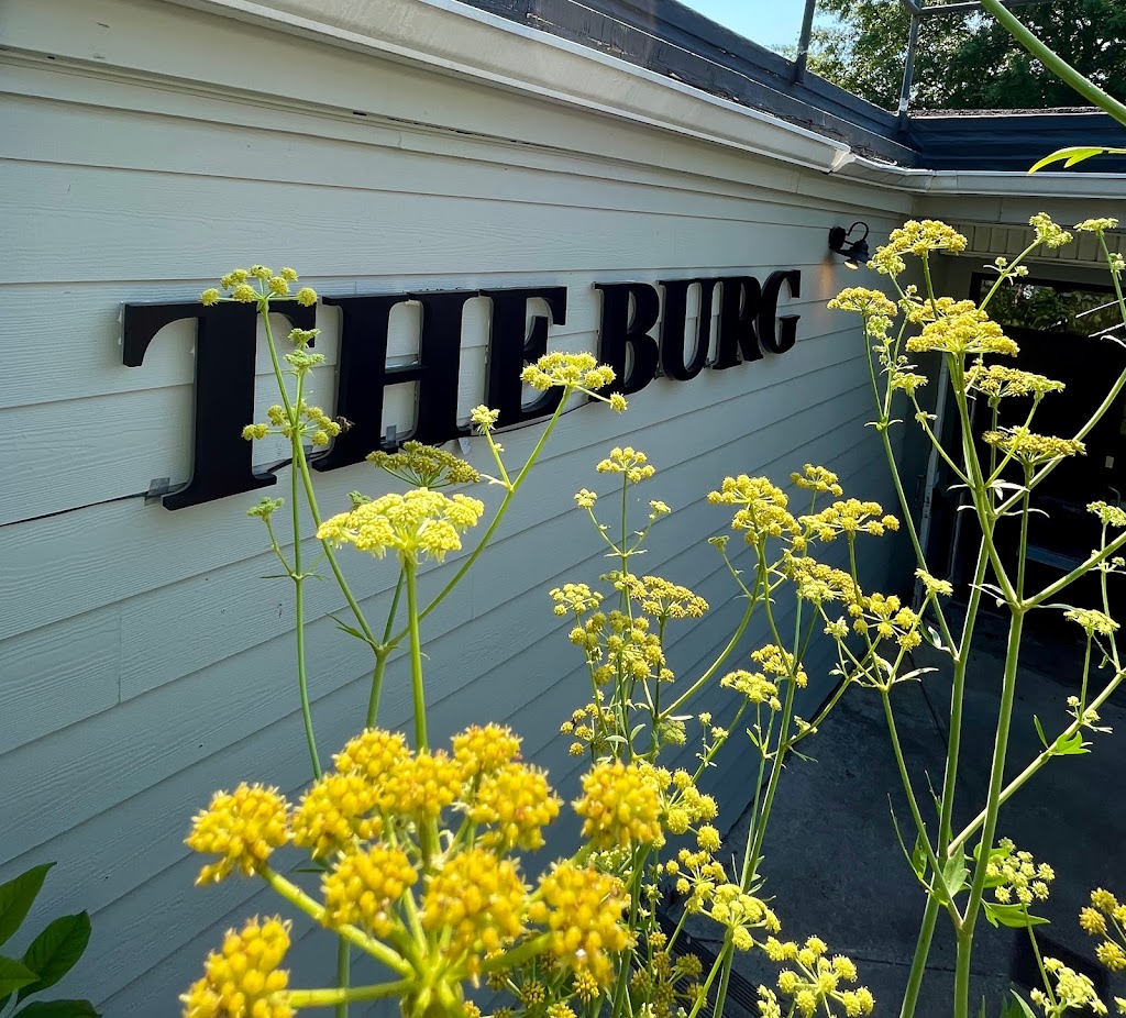 The Burg Resto-Bar | restaurant | 204 Draper Rd NW, Blacksburg, VA 24060, USA | 6673454852 OR +1 667-345-4852