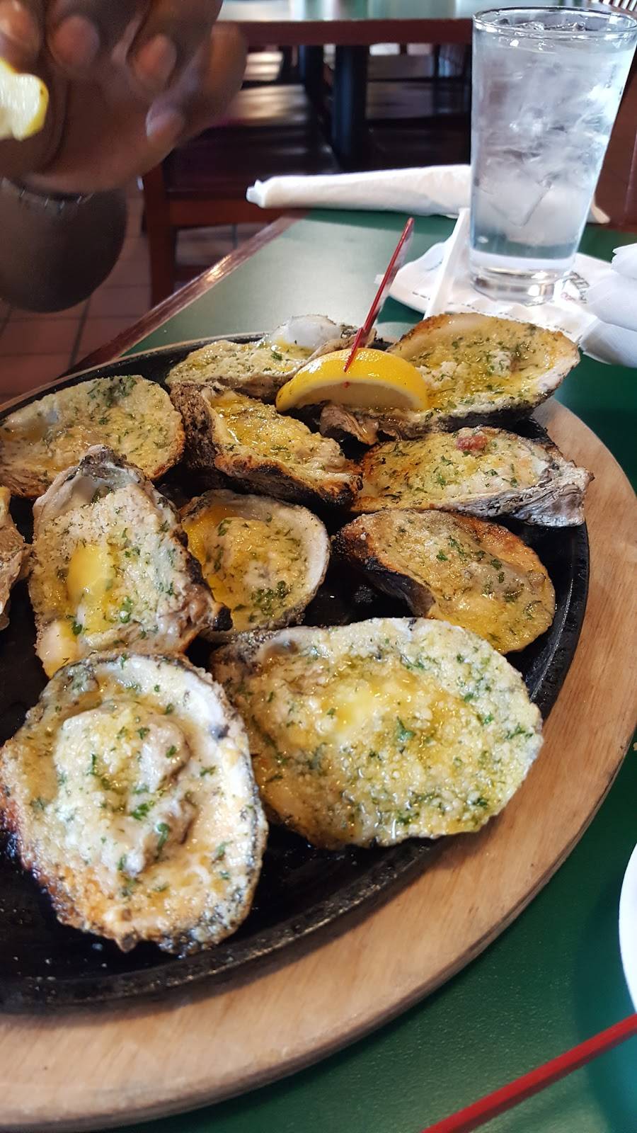 Wintzells Oyster House Fultondale | restaurant | 3339 Lowery Pkwy, Fultondale, AL 35068, USA | 2054538585 OR +1 205-453-8585