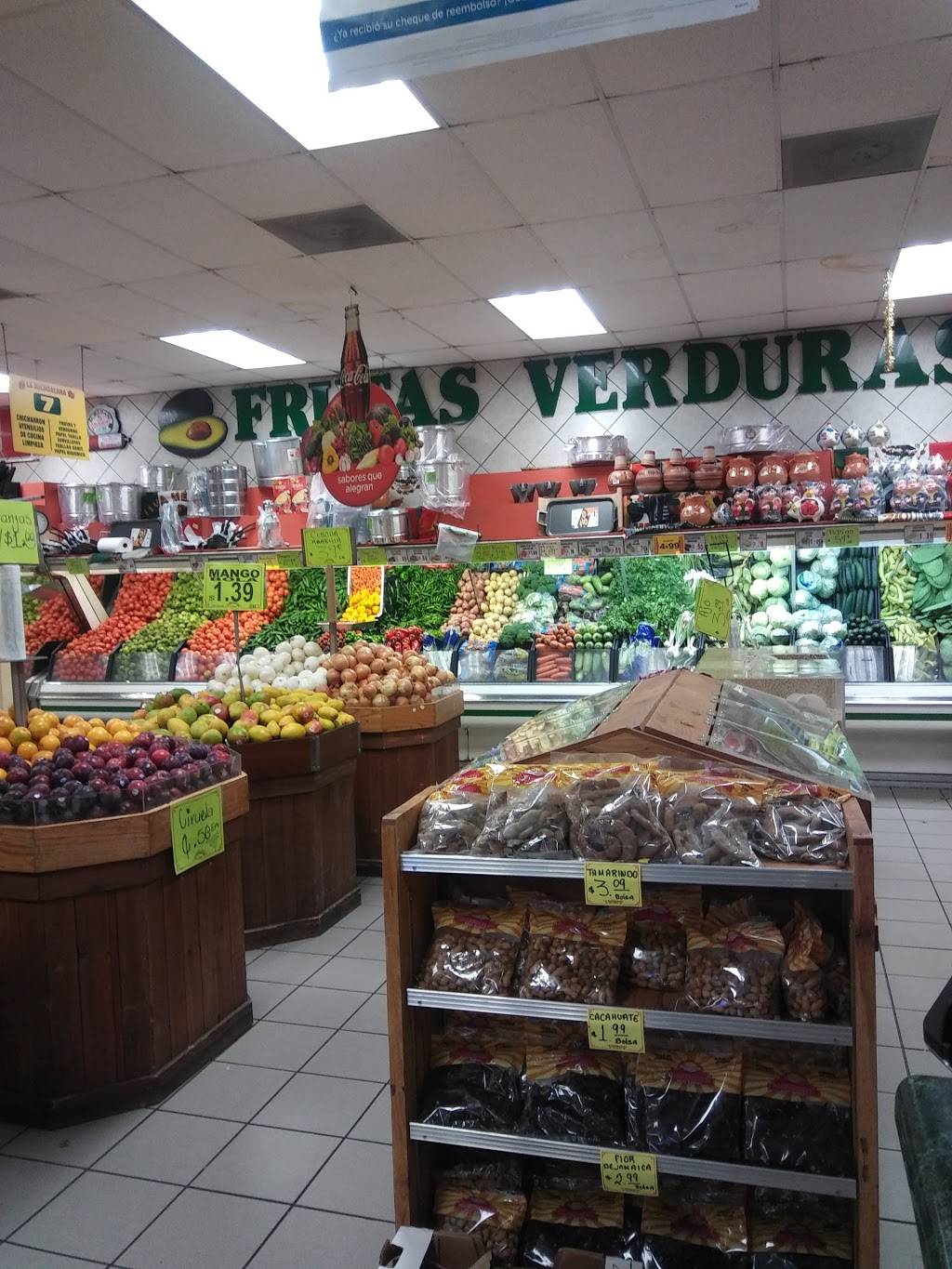 La Michoacana Meat Market | bakery | 800 W Jefferson Blvd, Dallas, TX 75208, USA | 2149426947 OR +1 214-942-6947