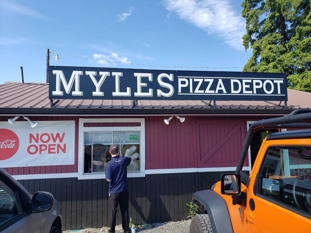 Myles Pizza Depot | restaurant | 102 Weyerhaeuser Rd N Public, Eatonville, WA 98328, USA | 3608324469 OR +1 360-832-4469
