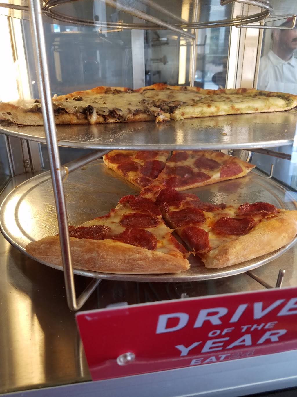 North Beach Pizza | meal delivery | 800 Stanyan St, San Francisco, CA 94117, USA | 4157512300 OR +1 415-751-2300