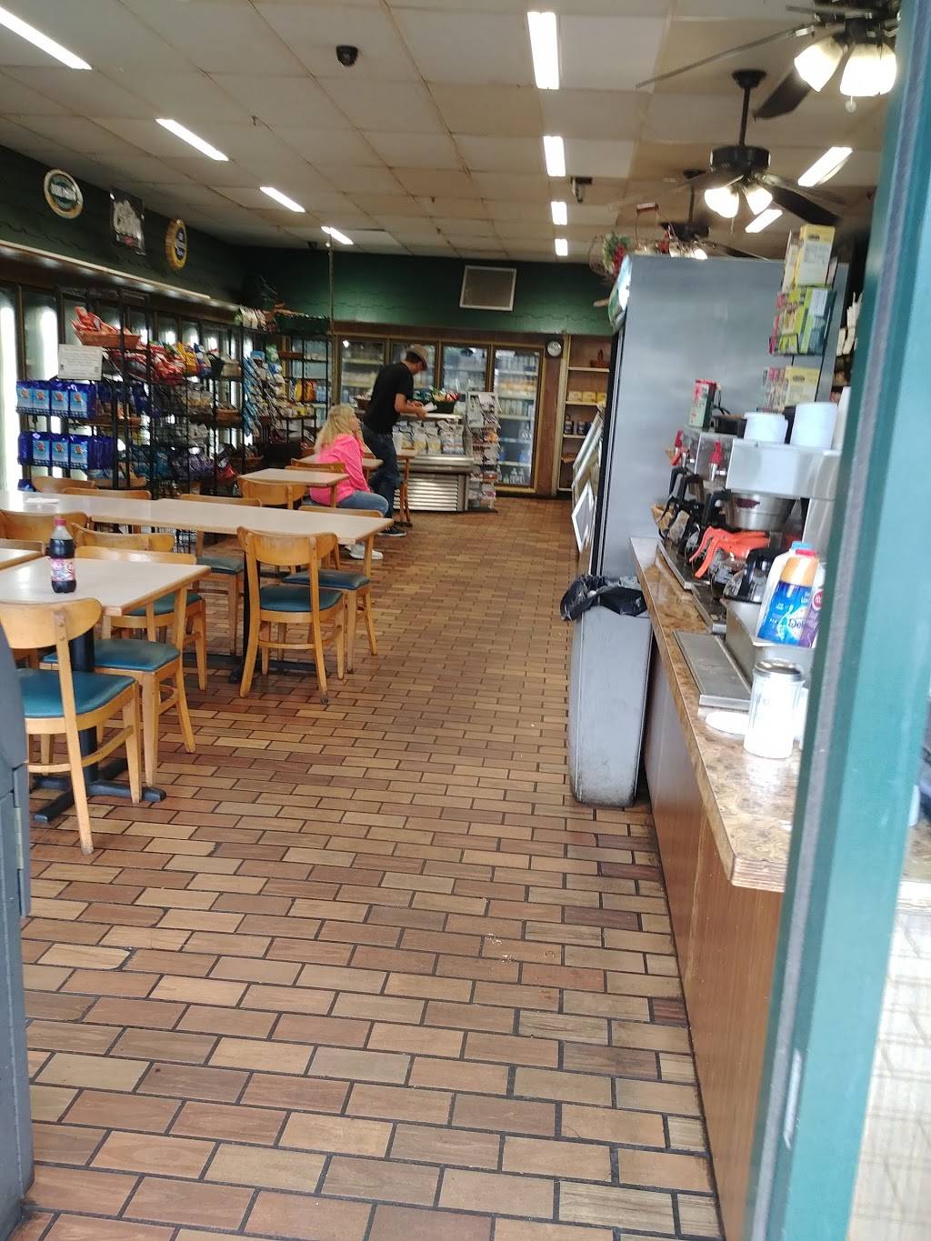 East Norwich Delicatessen | meal takeaway | 1004 Oyster Bay Rd, East Norwich, NY 11732, USA | 5169222410 OR +1 516-922-2410