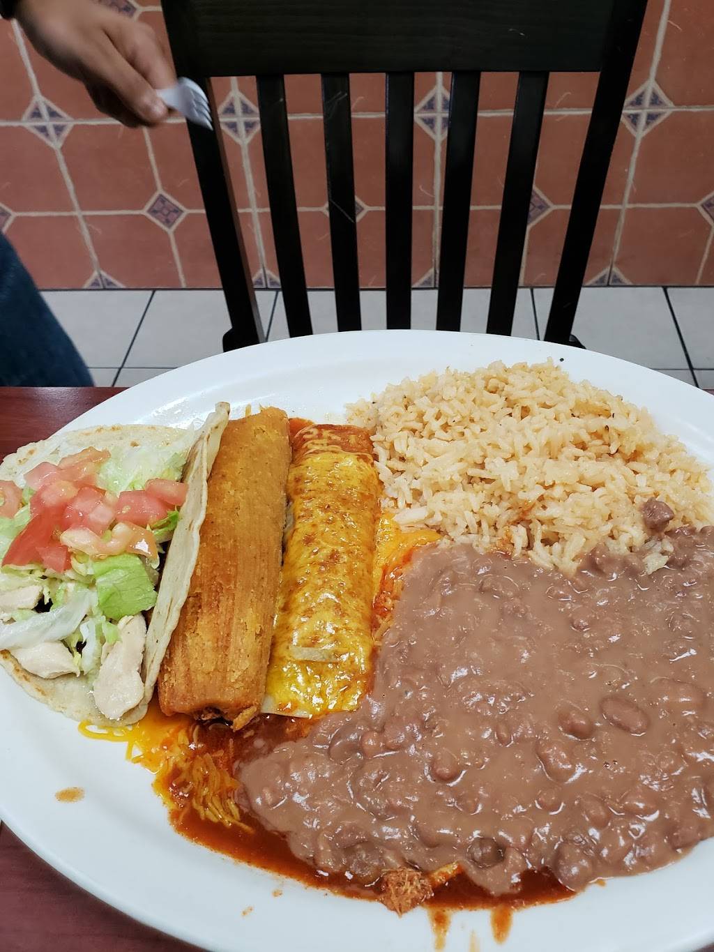 El Rey Taqueria | restaurant | 738 E Bayview Blvd # 5, Norfolk, VA 23503, USA | 7575889222 OR +1 757-588-9222